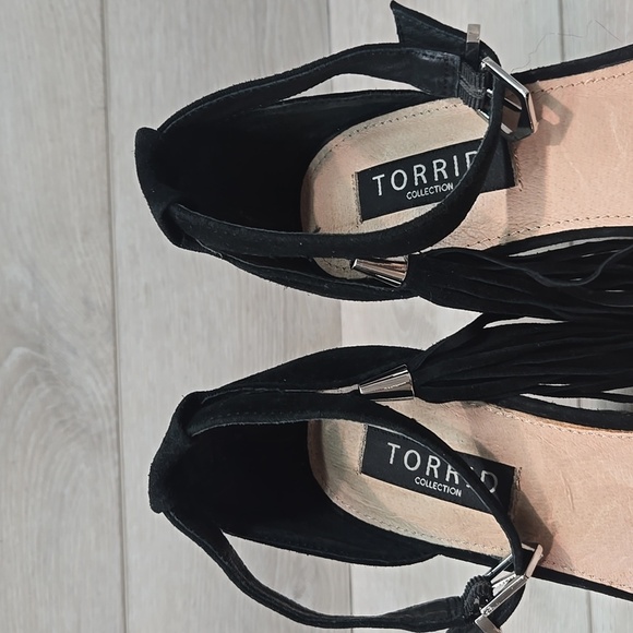 Torrid Black Women's Suede Ankle Strap Open Toe Heels Shoes Sz 8.5W - Picture 4 of 11